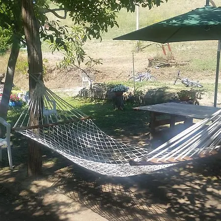 Fattoria La Cona Feriegård Ascoli Piceno