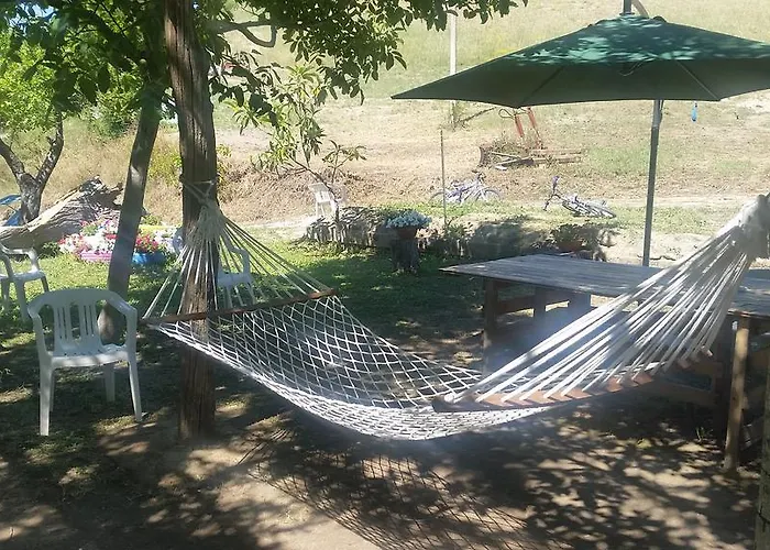 Fattoria La Cona مزرعة للإقامة أسكولي بيتشينو